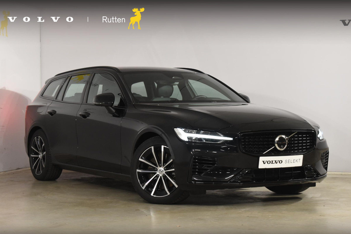 Volvo V60 T6 350PK Plug-in hybrid AWD Plus Dark / Adaptive Cruise Control / 360 Camera / Harman Kardon / Stoel- en stuurverwarming / Stoelverwarming achter / Trekhaak elektrisch wegklapbaar / Elektrische stoelen met geheugen