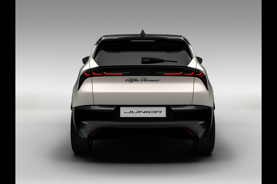 Alfa Romeo junior Elettrica Ti 54 kWh | Uit voorraad leverbaar | Adapt. Cruise | Elektr. A-Klep | Schuif/Kanteldak | LED | BSM | Keyless | Camera