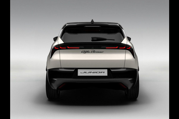 Alfa Romeo junior Elettrica Ti 54 kWh | Uit voorraad leverbaar | Adapt. Cruise | Elektr. A-Klep | Schuif/Kanteldak | LED | BSM | Keyless | Camera