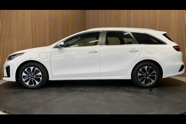 Kia Ceed Sportswagon 1.6 GDI PHEV DynamicLine|AFN. TREKHAAK|ACC|STOEL+STUURVERW|CARPLAY|CAMERA|CRUISE+CLIMA|INCL. BTW|1e EIGENAAR|