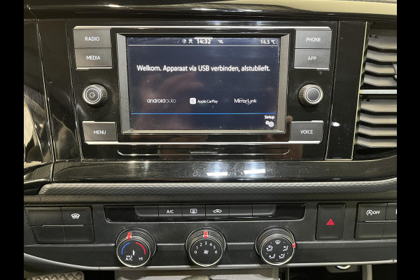 Volkswagen Transporter 2.0 TDI L2H1 Dubbele Cabine Highline Automaat Airco Cruise Control Apple Carplay/Android Auto Trekhaak Parkeersensoren