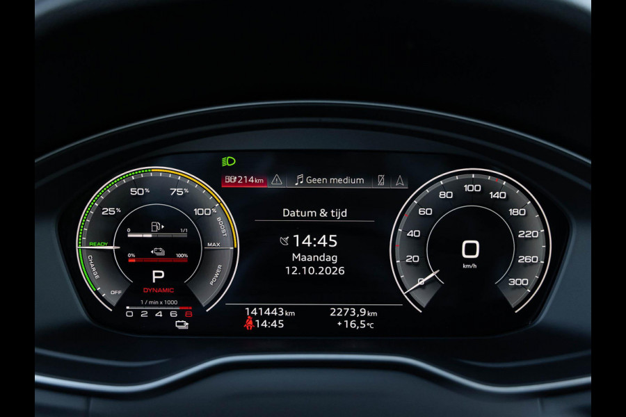 Audi Q5 50 TFSI e S edition | Facelift | Black optic | Panoramadak | Trekhaak | Adaptive cruise control | Camera