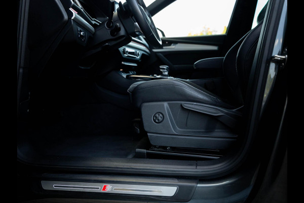 Audi Q5 50 TFSI e S edition | Facelift | Black optic | Panoramadak | Trekhaak | Adaptive cruise control | Camera