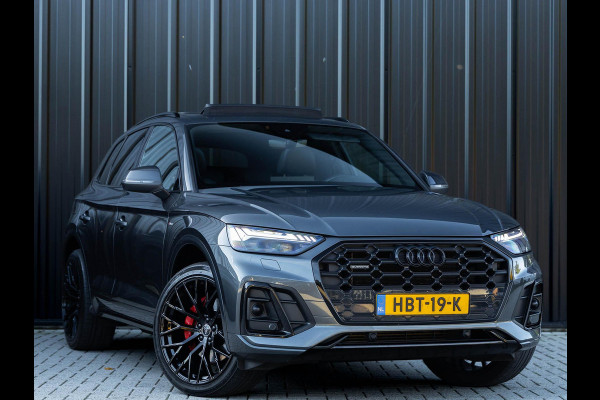 Audi Q5 50 TFSI e S edition | Facelift | Black optic | Panoramadak | Trekhaak | Adaptive cruise control | Camera