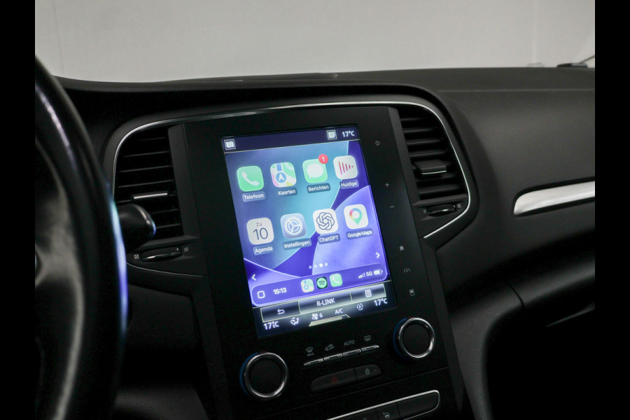 Renault Mégane Estate 1.3 TCe Bose (SCHUIFDAK,APPLE CARPLAY,NAVI,LEDER,SPORTSTOELEN,CAMERA,TREKHAAK,PDC,CRUISE,GETINT,NETTESTAAT)