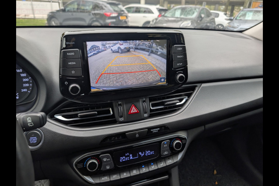 Hyundai i30 Wagon 1.0 T-GDi MHEV Comfort Achteruitrijcamera, stoelverwarming Rijklaar inclusief 12mnd bovag garantie