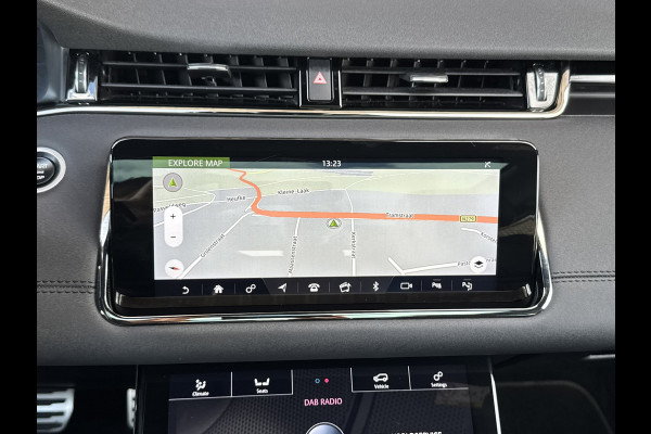 Land Rover Range Rover Evoque 2.0 P200 AWD R-Dynamic HSE 2x Memory Carplay Camera Panorama All season banden