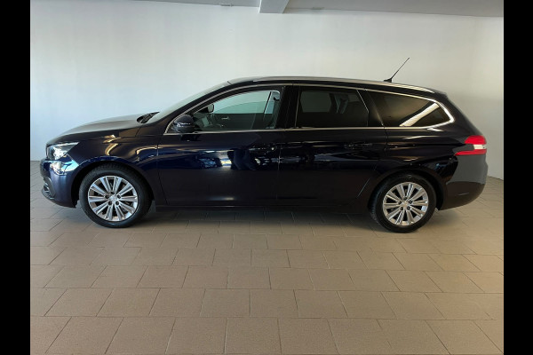 Peugeot 308 SW 1.2 PureTech Blue Lease Premium PANO AIRCO NAVI CRUISE BLUETOOTH TREKHAAK ELEK RAMEN CENT VERG KEURIGE AUTO