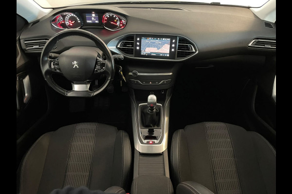 Peugeot 308 SW 1.2 PureTech Blue Lease Premium PANO AIRCO NAVI CRUISE BLUETOOTH TREKHAAK ELEK RAMEN CENT VERG KEURIGE AUTO