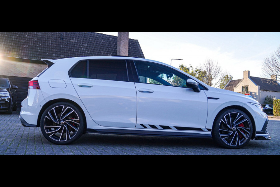 Volkswagen Golf 2.0 TSI GTI | Panorama Schuif/kanteldak | Clubsport | IQ Light | Stuurwiel verwarming | Lane Assist | Camera |