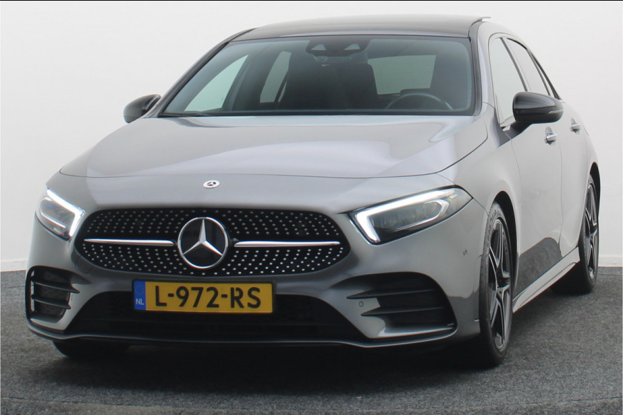 Mercedes-Benz A-Klasse 180 Business Solution AMG Panoramadak, Memory-Stoelen, Camera, Virtual Cockpit, Sfeerverlichting, LED, 18''