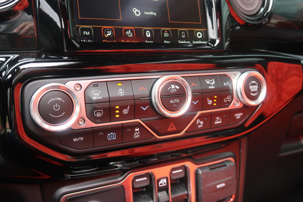 Jeep Wrangler BRUTE Richmond / BRUTE PERFOMANCE / Hermes Interieur