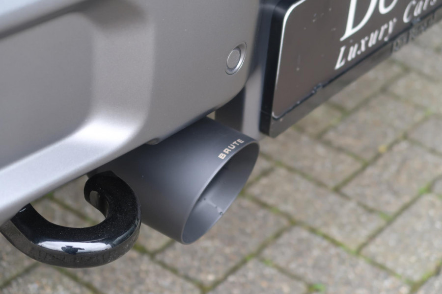 Jeep Wrangler BRUTE Richmond / BRUTE PERFOMANCE / Hermes Interieur