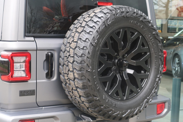 Jeep Wrangler BRUTE Richmond / BRUTE PERFOMANCE / Hermes Interieur