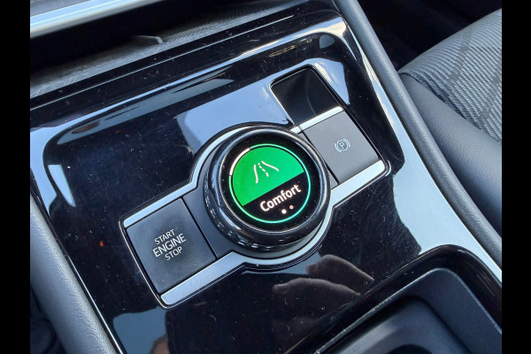 Volkswagen Tiguan 1.5 eHybrid R-Line Edition |IQ.Light |Panorama dak | Lichtmetalen Velgen 20"| Plug-in |Trekhaak| Stoelverwarming