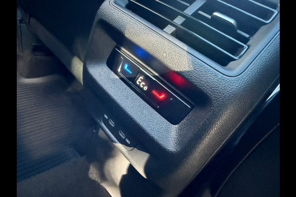 Volkswagen Tiguan 1.5 eHybrid R-Line Edition |IQ.Light |Panorama dak | Lichtmetalen Velgen 20"| Plug-in |Trekhaak| Stoelverwarming