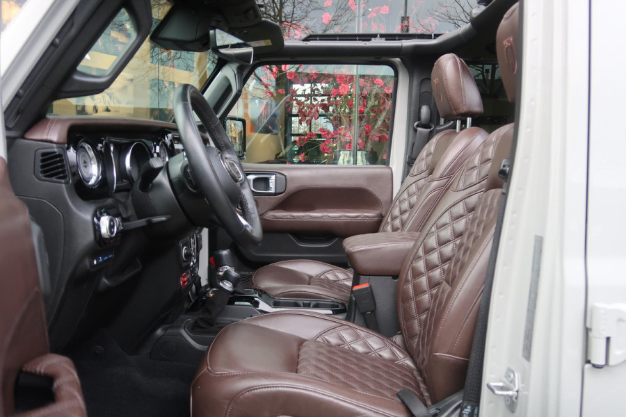 Jeep Wrangler BRUTE Richmond / Landaulette / Bruin Leder