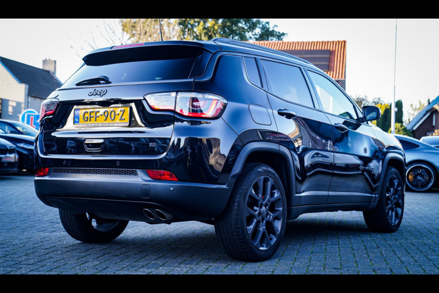 Jeep Compass 1.3T S | Panorama | Luxe Leder | Park Assist | Adaptieve Cruise LED | Achteruitrijcamera | Alpine Sound System |