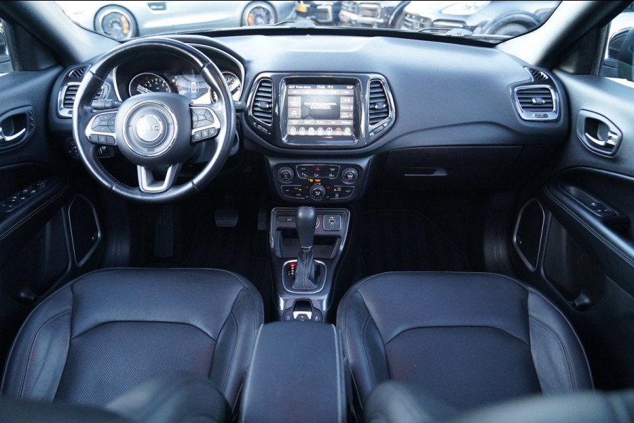 Jeep Compass 1.3T S | Panorama | Luxe Leder | Park Assist | Adaptieve Cruise LED | Achteruitrijcamera | Alpine Sound System |