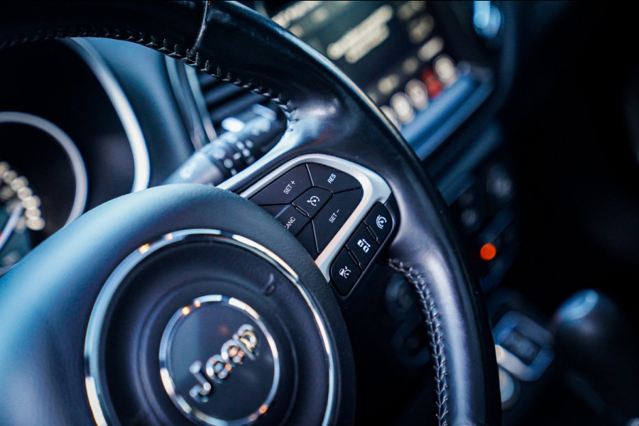 Jeep Compass 1.3T S | Panorama | Luxe Leder | Park Assist | Adaptieve Cruise LED | Achteruitrijcamera | Alpine Sound System |