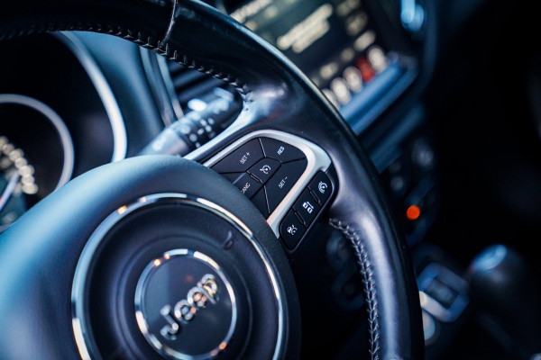 Jeep Compass 1.3T S | Panorama | Luxe Leder | Park Assist | Adaptieve Cruise LED | Achteruitrijcamera | Alpine Sound System |