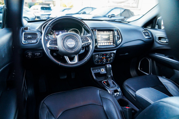 Jeep Compass 1.3T S | Panorama | Luxe Leder | Park Assist | Adaptieve Cruise LED | Achteruitrijcamera | Alpine Sound System |