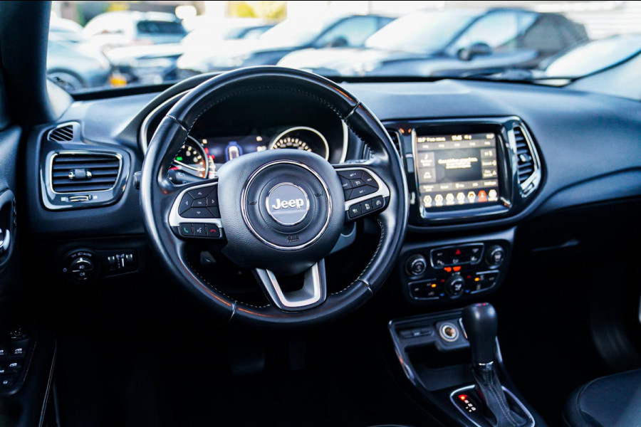 Jeep Compass 1.3T S | Panorama | Luxe Leder | Park Assist | Adaptieve Cruise LED | Achteruitrijcamera | Alpine Sound System |