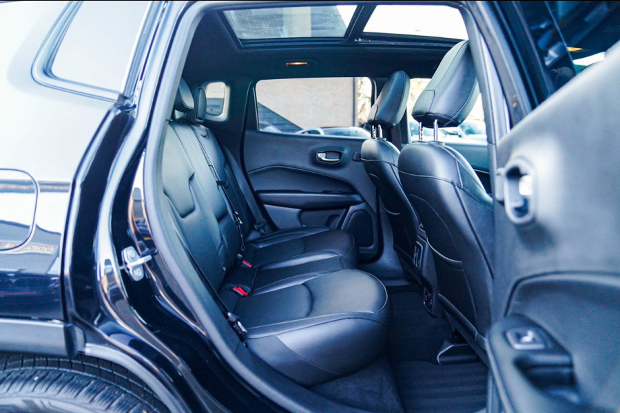 Jeep Compass 1.3T S | Panorama | Luxe Leder | Park Assist | Adaptieve Cruise LED | Achteruitrijcamera | Alpine Sound System |