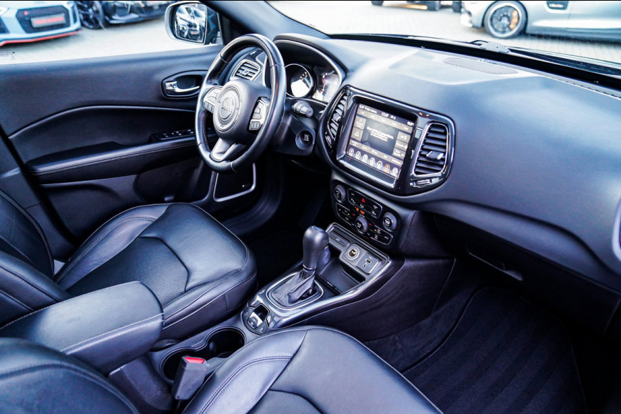 Jeep Compass 1.3T S | Panorama | Luxe Leder | Park Assist | Adaptieve Cruise LED | Achteruitrijcamera | Alpine Sound System |
