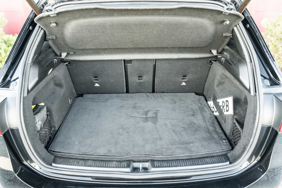 Mercedes-Benz B-Klasse 200 Business Solution AMG