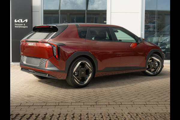 Kia EV4 Plus Advanced 58.3 kWh | DIRECT LEVERBAAR | Schuifkanteldak | Navigatie | Stoel en stuurverwarming | H&K | Elektrische achterklep