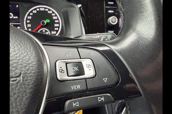 Volkswagen Polo 1.0 TSI DSG Comfortline | Navigatie | Parkeersensoren | DAB | Carplay |