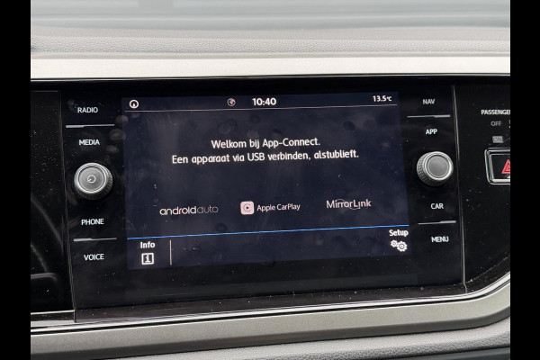 Volkswagen Polo 1.0 TSI DSG Comfortline | Navigatie | Parkeersensoren | DAB | Carplay |