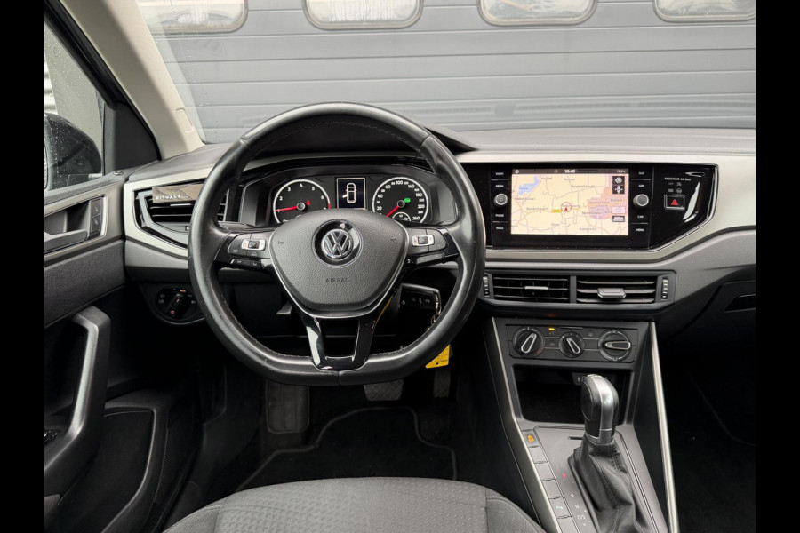 Volkswagen Polo 1.0 TSI DSG Comfortline | Navigatie | Parkeersensoren | DAB | Carplay |