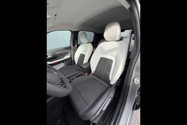 Citroën ë-C3 Max 113pk Comfort Range 44 kWh (Camera - Automatische Airco - Navigatie - LED - Apple Carplay - Parkeersensoren achter)