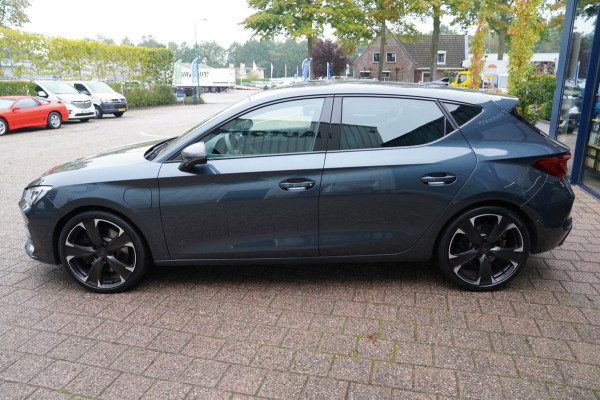 CUPRA Leon 1.4 e-Hybrid VZ Adrenaline | Prijs rijklaar incl. 12 mnd garantie | Stoel/Stuur verwarming Pdc Lmv Climate Carplay