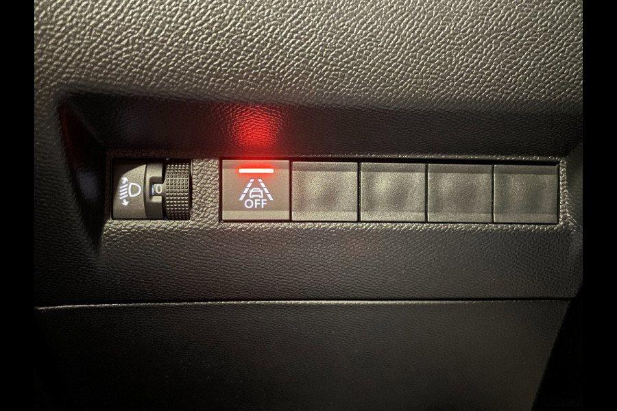 Peugeot 2008 1.2 PureTech Allure Pack|AFN.TREKHAAK|1/2 LEDER|CAMERA|CARPLAY|CRUISE+CLIMATE CONTROL|LANE-ASSIST|NAVIGATIE|DASHCAM|