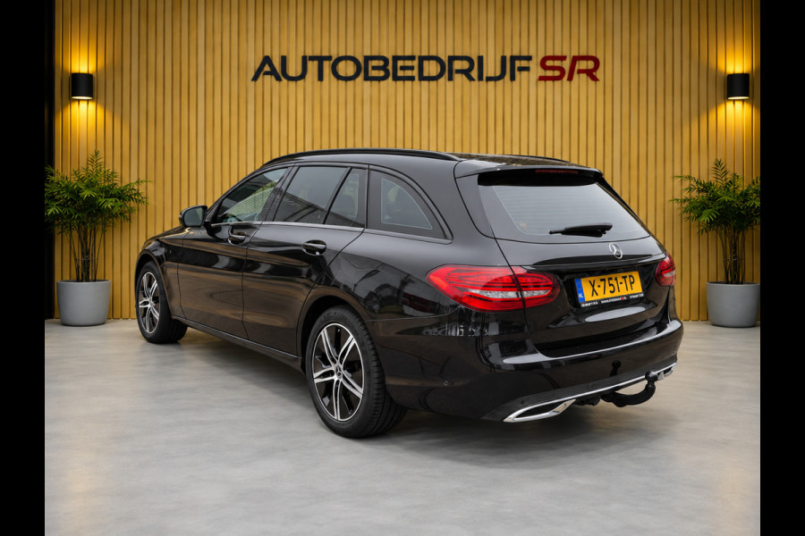 Mercedes-Benz C-Klasse Estate 180 Premium Pack Trekhaak! Camera! Burmester! Sfeerverlichting! Navi! Dab! Night Pakket!