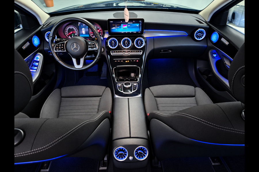 Mercedes-Benz C-Klasse Estate 180 Premium Pack Trekhaak! Camera! Burmester! Sfeerverlichting! Navi! Dab! Night Pakket!