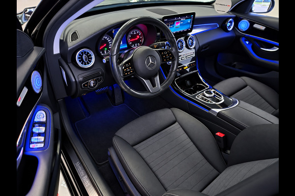 Mercedes-Benz C-Klasse Estate 180 Premium Pack Trekhaak! Camera! Burmester! Sfeerverlichting! Navi! Dab! Night Pakket!