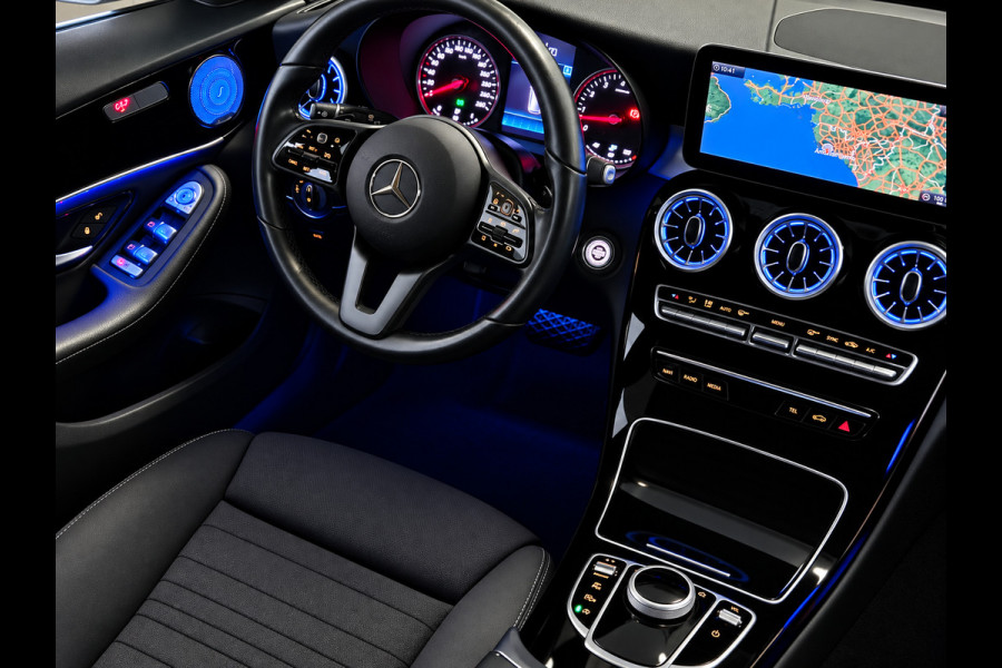 Mercedes-Benz C-Klasse Estate 180 Premium Pack Trekhaak! Camera! Burmester! Sfeerverlichting! Navi! Dab! Night Pakket!
