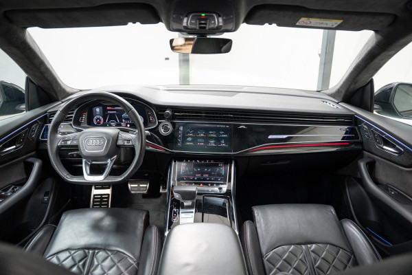 Audi Q8 50 TDI S-Line *BTW* FULL OPTION*LUCHTVERING*RS-ZETELS*TREKHAAK*