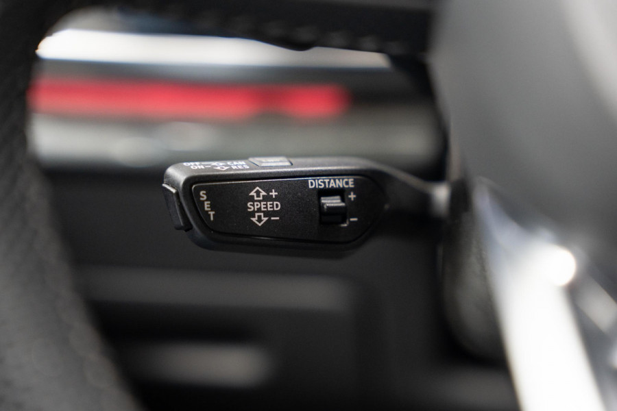 Audi Q8 50 TDI S-Line *BTW* FULL OPTION*LUCHTVERING*RS-ZETELS*TREKHAAK*