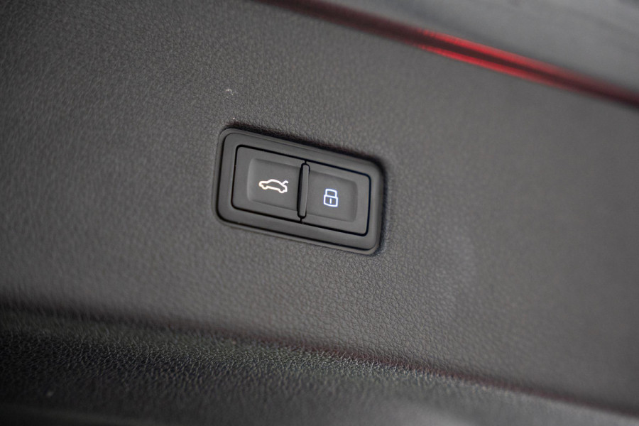 Audi Q8 50 TDI S-Line *BTW* FULL OPTION*LUCHTVERING*RS-ZETELS*TREKHAAK*