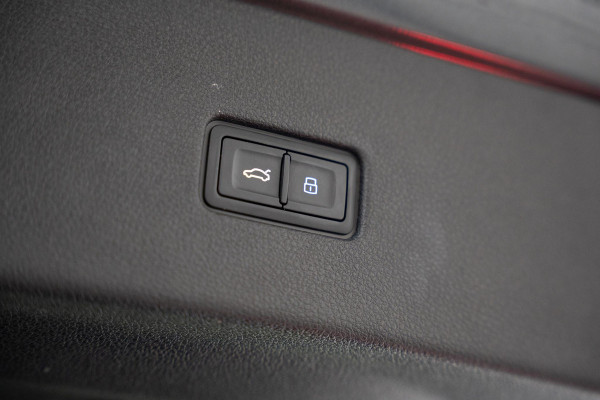 Audi Q8 50 TDI S-Line *BTW* FULL OPTION*LUCHTVERING*RS-ZETELS*TREKHAAK*
