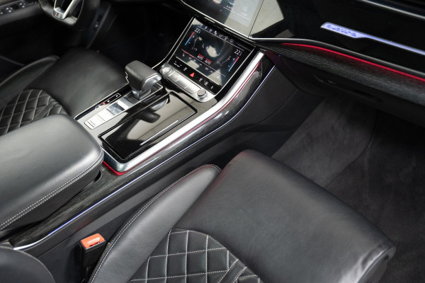 Audi Q8 50 TDI S-Line *BTW* FULL OPTION*LUCHTVERING*RS-ZETELS*TREKHAAK*