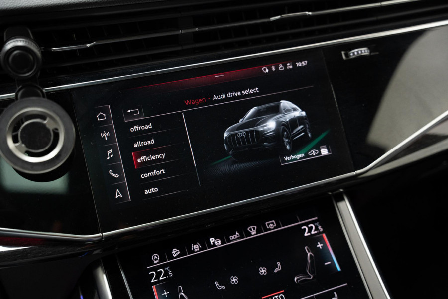 Audi Q8 50 TDI S-Line *BTW* FULL OPTION*LUCHTVERING*RS-ZETELS*TREKHAAK*