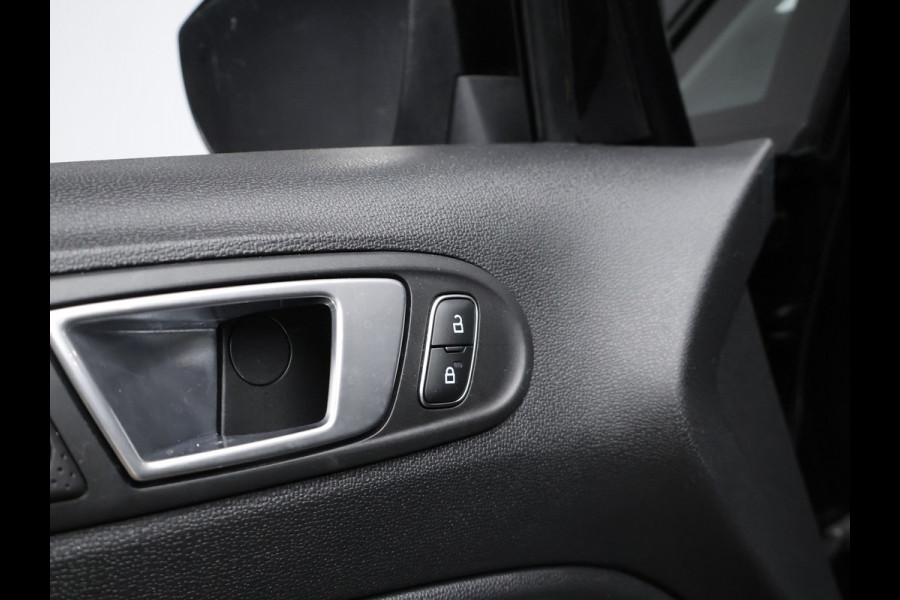 Ford EcoSport 1.0 EcoBoost ST-Line (APPLE CARPLAY,NAVI,LED,CRUISE,SPORTSTOELEN,GETINT,LM VELGEN,NETTESTAAT)