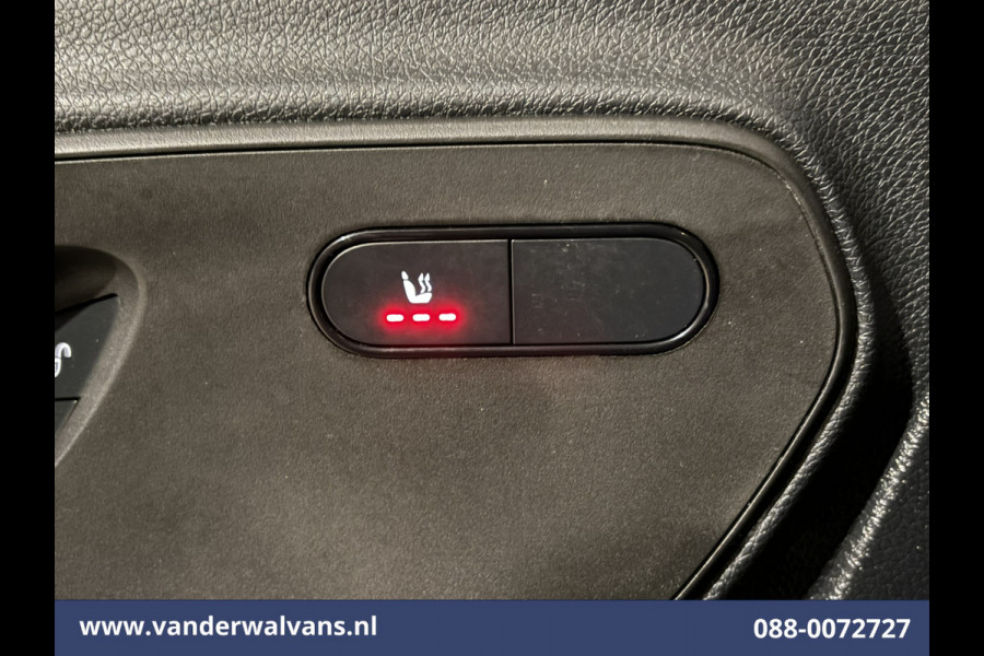 Mercedes-Benz Sprinter 317 CDI 170pk L3H2 Euro6 Airco | 360 Graden Camera | Navigatie | Chauffeursstoel | Apple Carplay Cruisecontrol, Android Auto, Stoelverwarming, 270 Graden Achterdeuren, Parkeersensoren, Bijrijdersbank