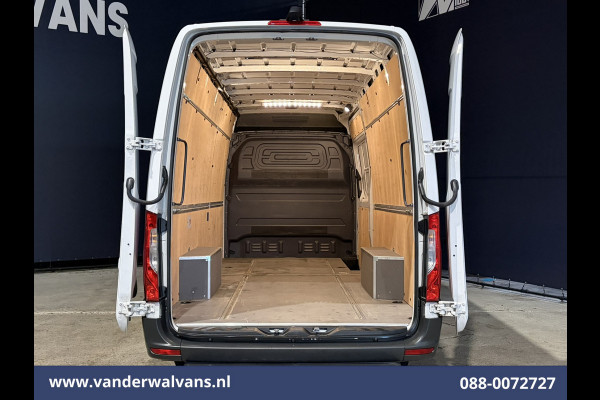 Mercedes-Benz Sprinter 317 CDI 170pk L3H2 Euro6 Airco | 360 Graden Camera | Navigatie | Chauffeursstoel | Apple Carplay Cruisecontrol, Android Auto, Stoelverwarming, 270 Graden Achterdeuren, Parkeersensoren, Bijrijdersbank